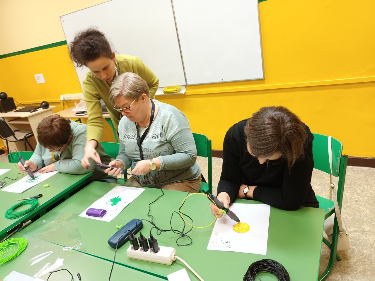 Laboratoria Przyszłości - wykorzystywanie długopisów 3D w praktyce szkolnej 
